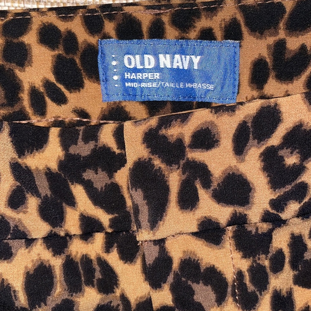 Old Navy Harper animal print trousers 8T